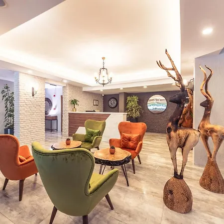 ホテル Casativo Lara アンタルヤ